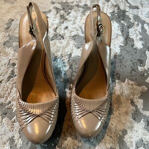 JOAN DAVID CIRCA Platform High Heels Nude Beige Leather Laser Cut size 9